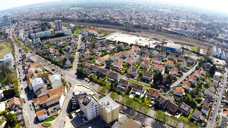 Photos aériennes de Dijon pour réaliser une vidéo 3D