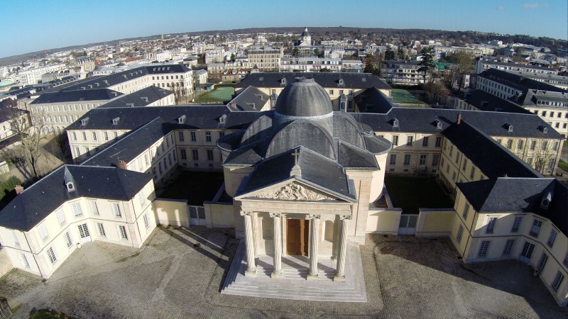 Versailles Premier repérages pour le futur film de vues aériennes en drone sur l'ensemble de la ville de Versailles